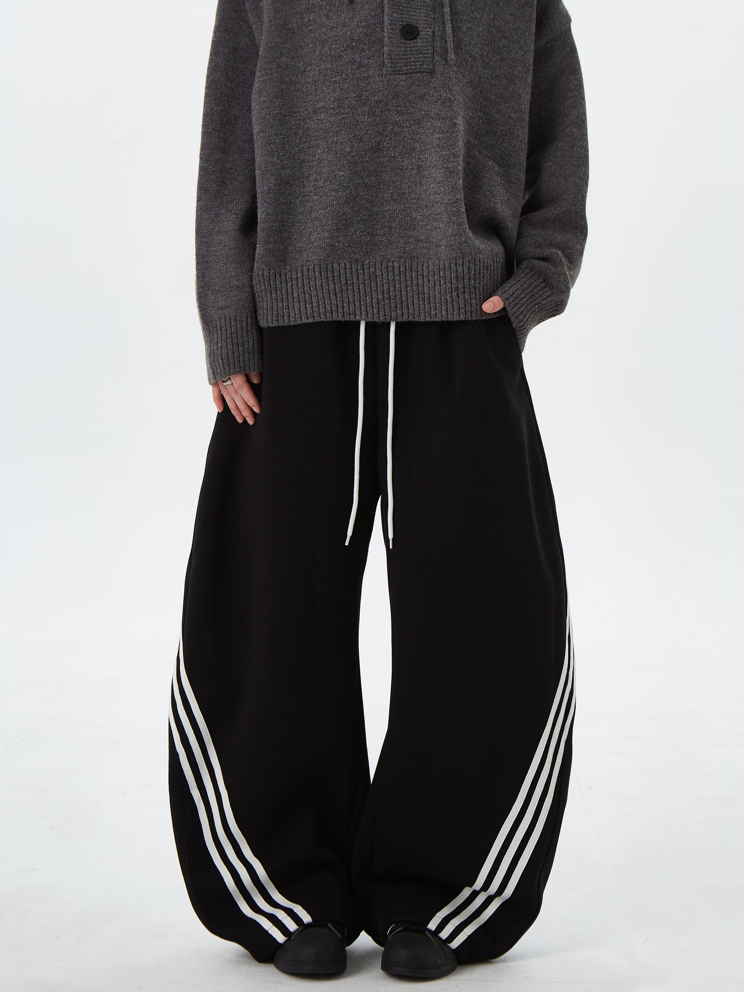 Unisex scimitar pants