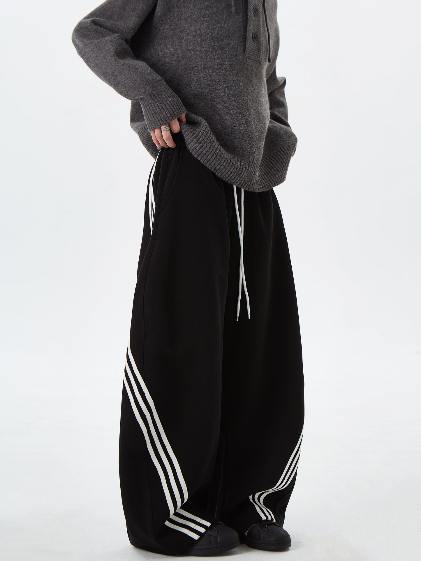 Unisex scimitar pants